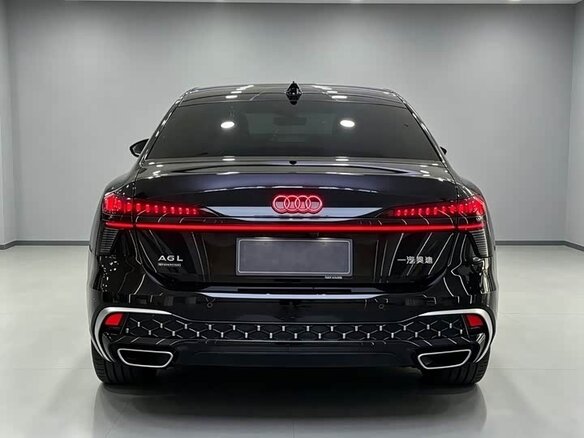 2025 Audi A6 L VI (C9), чёрный, 7200000 рублей - вид 3