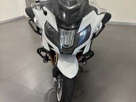 2018 BMW R 1200 RT, белый, 1095000 рублей, вид 4