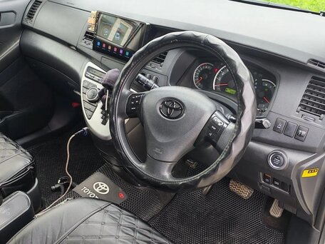 2012 Toyota ISis I Рестайлинг, белый, 949000 рублей, вид 5
