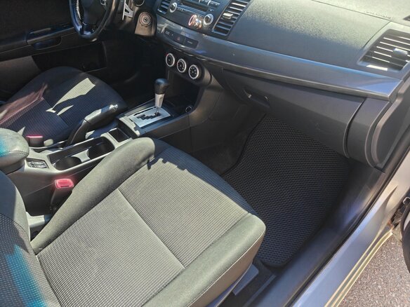 2008 Mitsubishi Lancer X, серебристый - вид 25