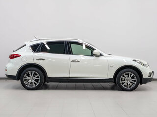 2016 Infiniti QX50 I Рестайлинг, белый, 2400000 рублей, вид 4