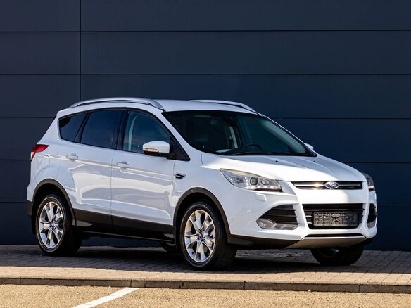 2016 Ford Kuga II, белый, 1195000 рублей - вид 8