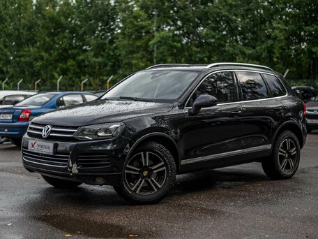 2014 Volkswagen Touareg II, чёрный, 1520000 рублей, вид 1