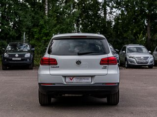 2015 Volkswagen Tiguan I Рестайлинг, белый, 832000 рублей, вид 4