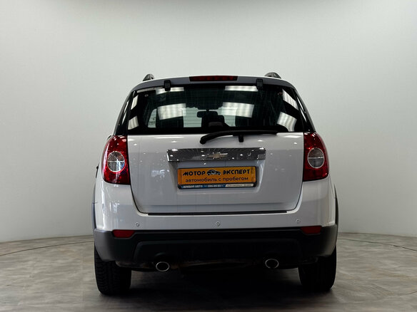 2012 Chevrolet Captiva I Рестайлинг, белый, 1075000 рублей - вид 3