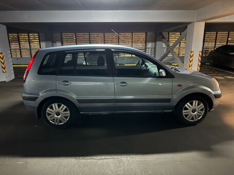 2007 Ford Fusion I Рестайлинг, голубой, 450000 рублей, вид 4