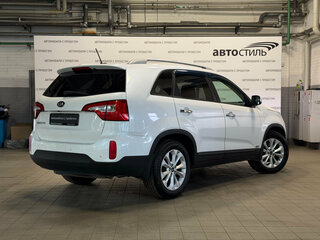 2016 Kia Sorento II Рестайлинг, белый, 1599000 рублей, вид 5