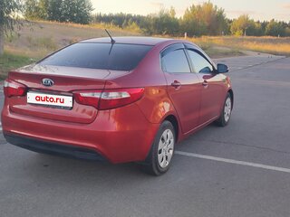 2014 Kia Rio 6-speed III, красный, 835000 рублей, вид 3