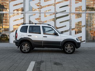 2020 Lada (ВАЗ) Niva, белый, 870000 рублей, вид 5
