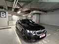 2023 BMW 5 серии 530i xDrive VIII (G60/G61/G68), серый, 7300000 рублей - вид 4