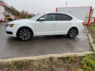 2017 Skoda Octavia III (A7) Рестайлинг, белый, 895000 рублей, вид 1