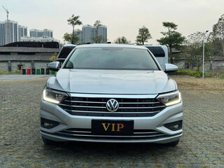 2022 Volkswagen Sagitar III Рестайлинг, серебристый, 1284003 рублей, вид 2