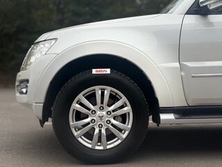 2019 Mitsubishi Pajero IV Рестайлинг 2, белый, 3300000 рублей, вид 4