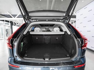2026 Volvo XC60 II Рестайлинг 2, синий, 11400000 рублей, вид 3