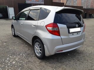 2010 Honda Fit II, серый, 580000 рублей, вид 4