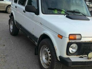 2015 Lada (ВАЗ) 2131 (4x4) 213105 I, белый, 370000 рублей, вид 2