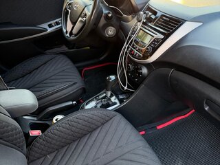 2012 Hyundai Solaris I, бежевый, 450000 рублей, вид 5