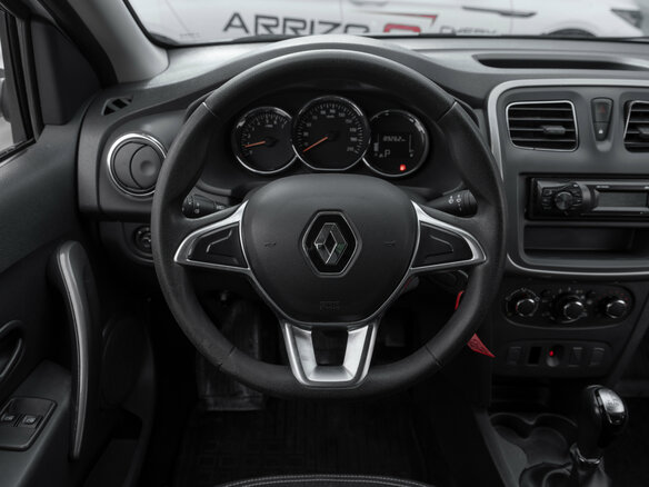 2021 Renault Logan II Рестайлинг, белый, 850000 рублей - вид 9
