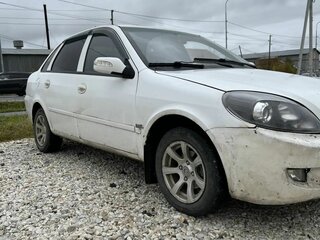 2010 Lifan Breez (520), белый, 180000 рублей, вид 2