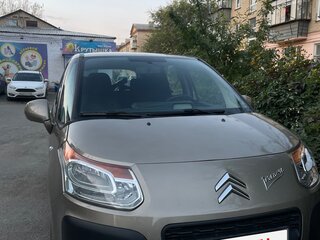 2017 Citroen C3 Picasso I Рестайлинг, коричневый, 600000 рублей, вид 1