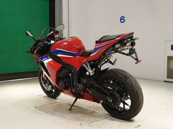 2022 Honda CBR 600RR, красный, 1149000 рублей - вид 5