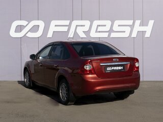 2008 Ford Focus II Рестайлинг, красный, 599000 рублей, вид 2