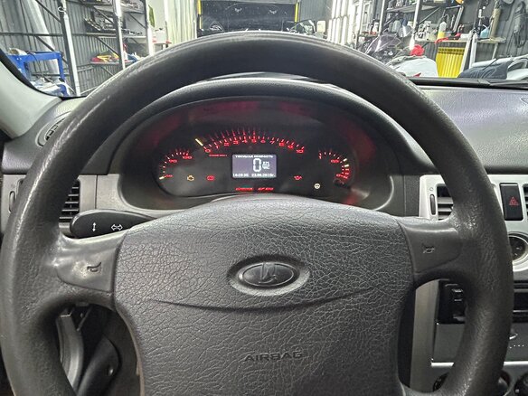2008 Lada (ВАЗ) Priora I, чёрный, 310000 рублей - вид 10
