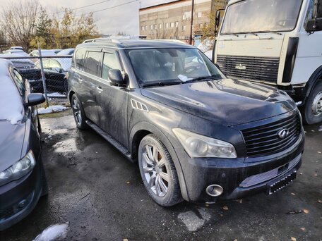 2011 Infiniti QX56 II, чёрный, 1510000 рублей, вид 3