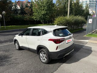 2020 Kia Seltos I, белый, 1499000 рублей, вид 4