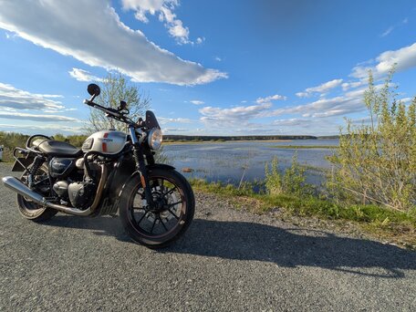 2016 Triumph Street Twin, серый, 700000 рублей, вид 1