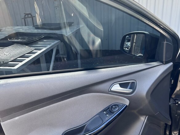 2014 Ford Focus III, чёрный, 900000 рублей - вид 13