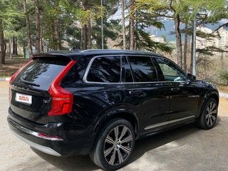 2022 Volvo XC90 II Рестайлинг 1, чёрный, 6100000 рублей, вид 4