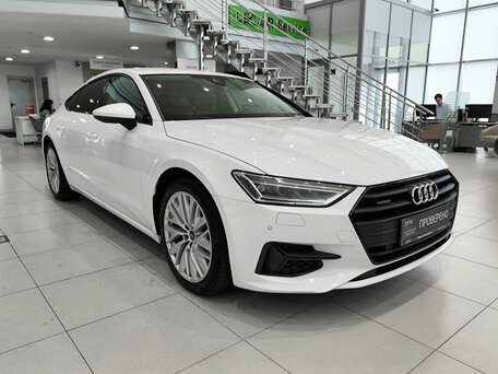 2022 Audi A7 45 TFSI II (4K), белый, 4499000 рублей, вид 3