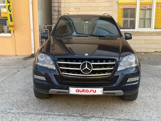 2010 Mercedes-Benz M-Класс 300 II (W164) Рестайлинг, синий, 1450000 рублей, вид 2