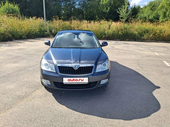 2013 Skoda Octavia II (A5) Рестайлинг, серый, 1000000 рублей - вид 7