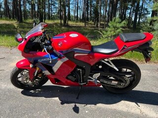 2022 Honda CBR 600RR, красный, 1100000 рублей, вид 1