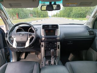 2013 Toyota Land Cruiser Prado 150 Series, голубой, 3600000 рублей, вид 4
