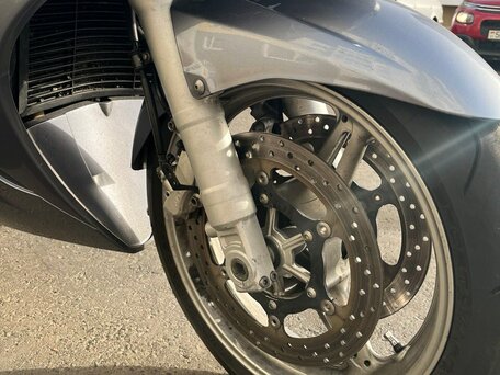2007 Yamaha FJR1300, серебристый, 550000 рублей, вид 5