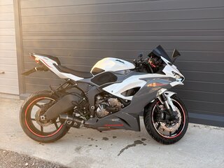 2021 Kawasaki ZX-6 Ninja, белый, 970000 рублей, вид 4