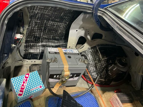 1998 Mitsubishi Lancer Evolution V, синий, 700000 рублей - вид 18