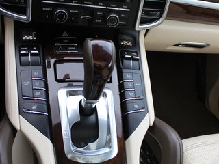 2011 Porsche Cayenne II (958), белый, 1450000 рублей, вид 1