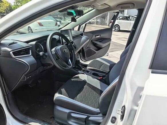 2022 Toyota Corolla XII (E210), белый, 1303000 рублей - вид 9