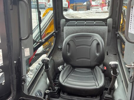 2017 New Holland L - series, 3400000 рублей, вид 3
