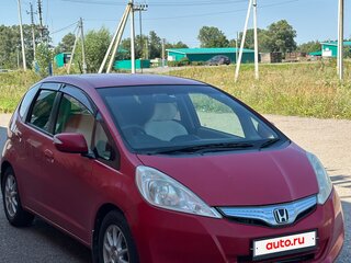 2011 Honda Fit Hybrid II, красный, 750000 рублей, вид 4