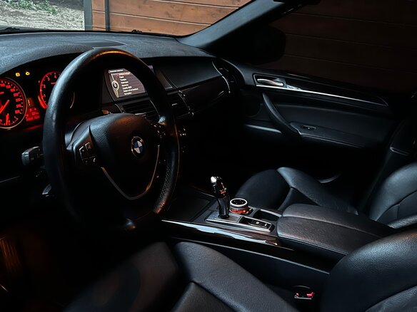 2010 BMW X5 35i II (E70) Рестайлинг, чёрный, 2050000 рублей - вид 8
