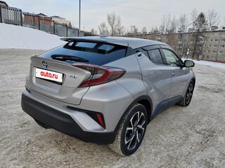 2017 Toyota C-HR I, серебристый, 2400000 рублей, вид 5