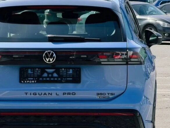 2026 Volkswagen Tiguan III (NA Market), синий, 4870000 рублей - вид 8