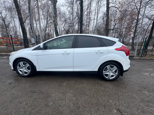 2013 Ford Focus III, белый, 800000 рублей - вид 6