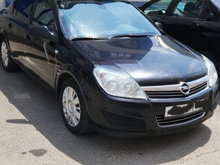 2010 Opel Astra H Рестайлинг, чёрный, 610000 рублей, вид 1