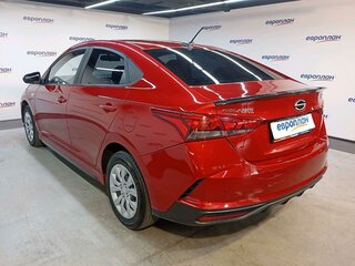 2024 Solaris HS, красный, 1635900 рублей, вид 4